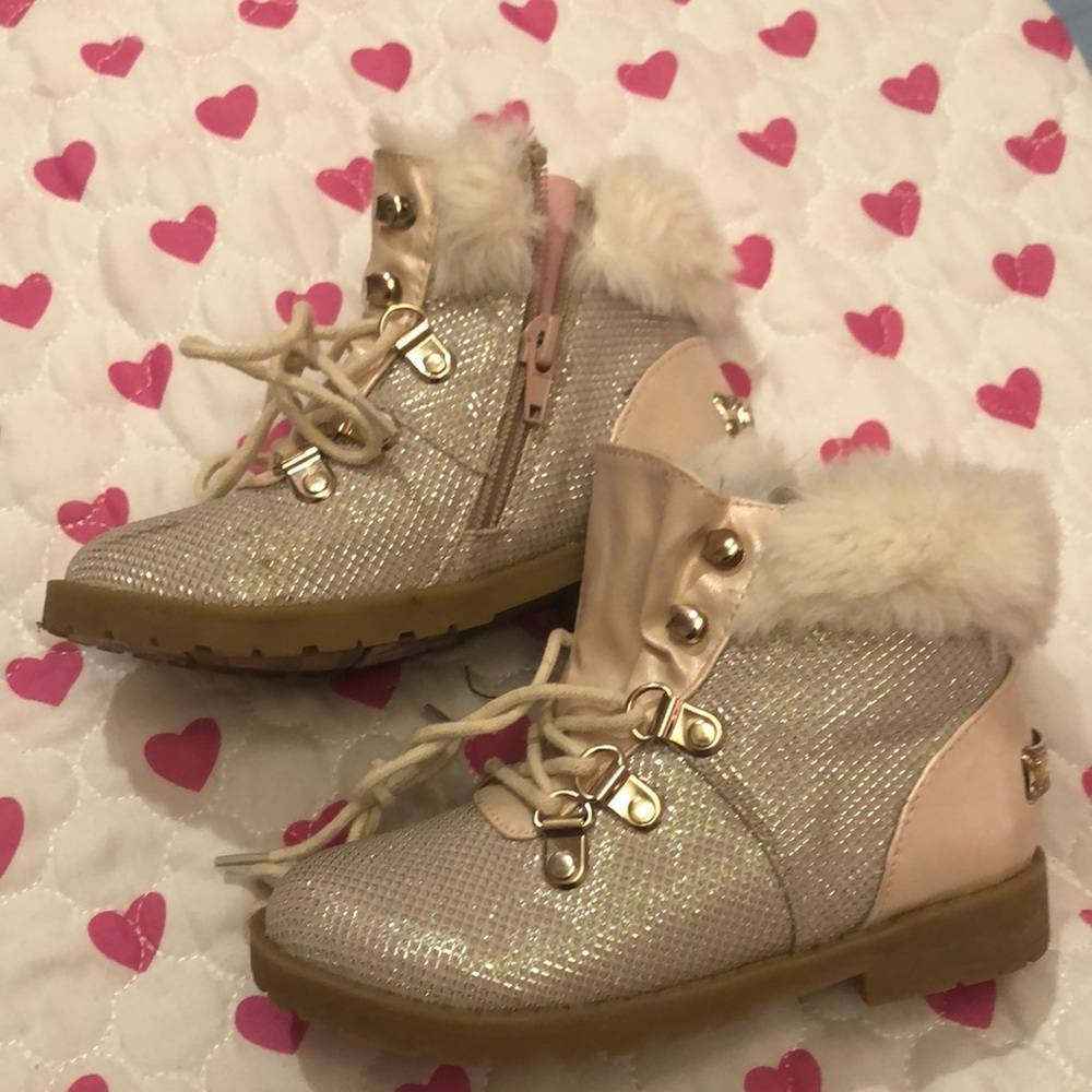 Juicy couture boots size toddler 10